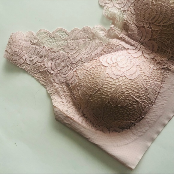sophie b. Lace Bralette Size S. - Picture 13 of 14